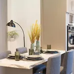 Cozy4utrikala Daire Tríkala